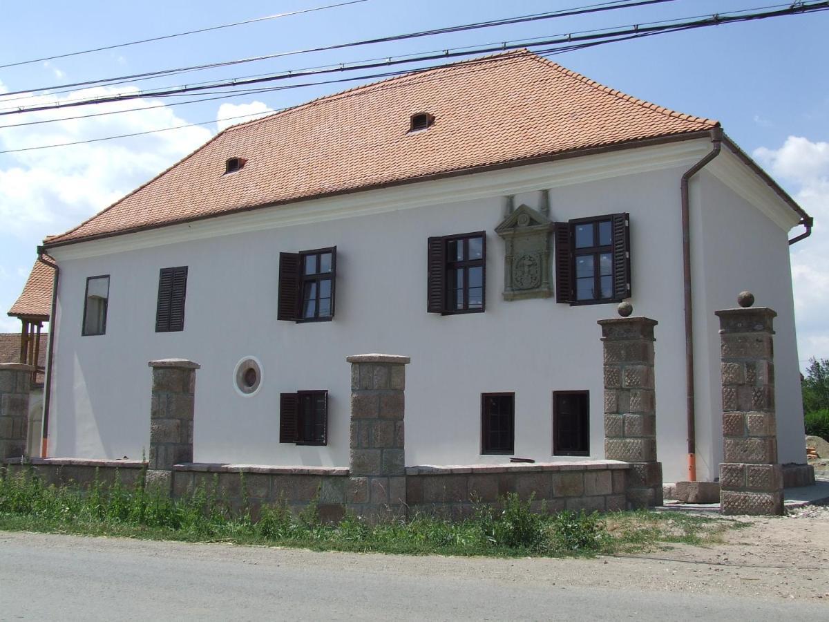 Castle Hotel Daniel Baraolt ภายนอก รูปภาพ